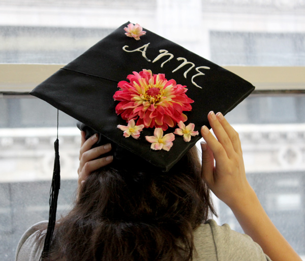 Decorate  a Cap crown graduation Talk  with cap Graduation  Petal flower How Flowers to