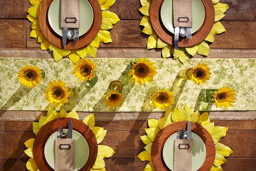 sunflower tablescape
