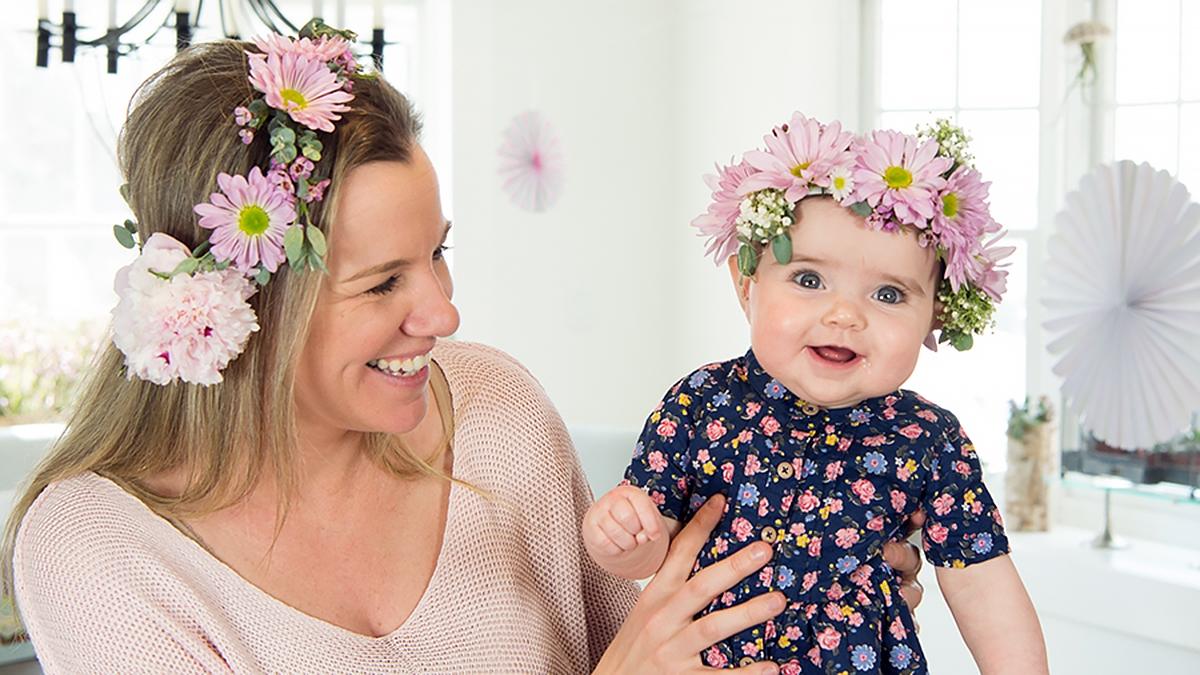 mom and daughter flower crown hero