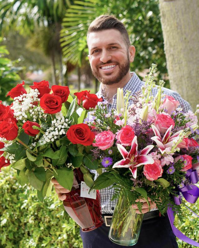 relationship advice with Relationship coach Eros Miranda with flowers