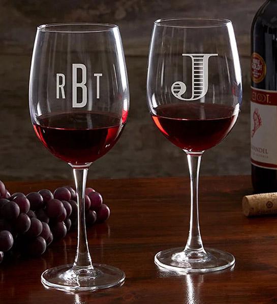 photo of th birthday gift ideas: engraved wine glasses