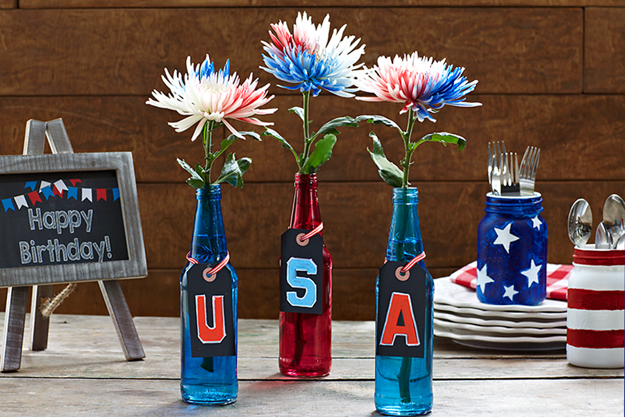 https://www.flowers.com/blog/wp content/uploads///july fourth flower vase bottles