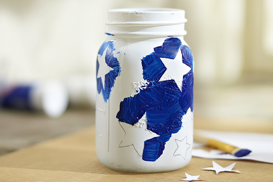 https://www.flowers.com/blog/wp content/uploads///mason jar diy stars