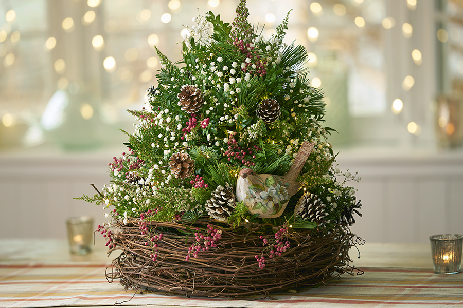 DIY Vintage Holiday Centerpiece With @Floracraft Foam Trees