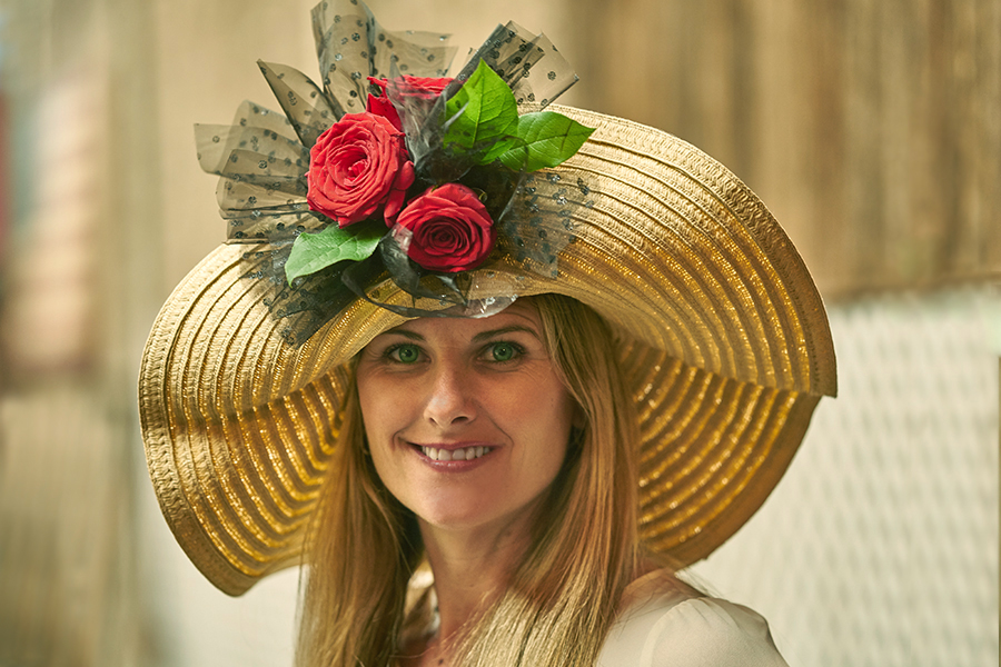 https://www.flowers.com/blog/wp content/uploads///kentucky derby flower hat