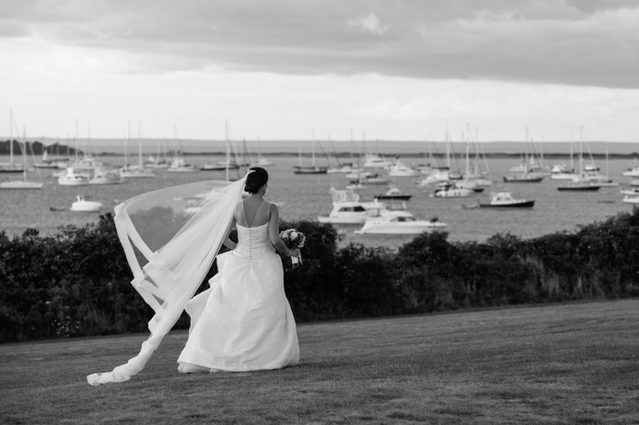 https://flowers.com/blog/wp content/uploads///bride overlooking bay with boats