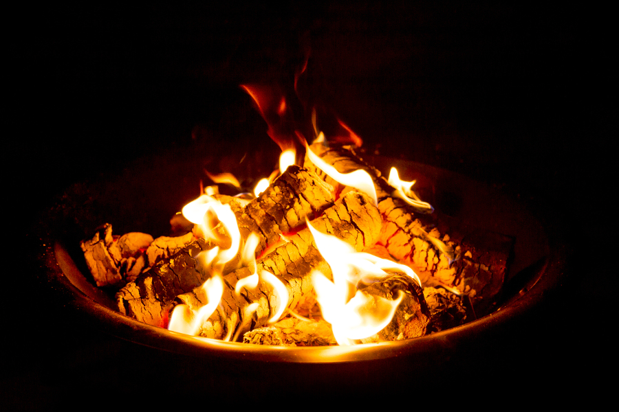 https://www.flowers.com/blog/wp content/uploads///fire pit