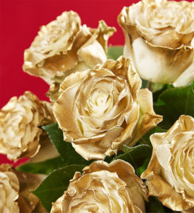 https://www.flowers.com/blog/wp content/uploads///golden airbrush roses closeup x