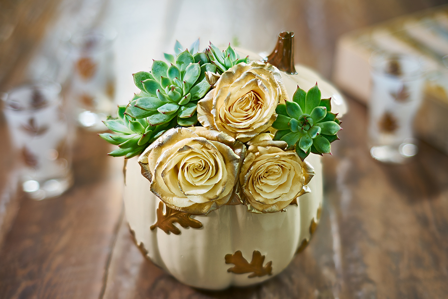 https://www.flowers.com/blog/wp content/uploads///roses gold cheryl cookie jar