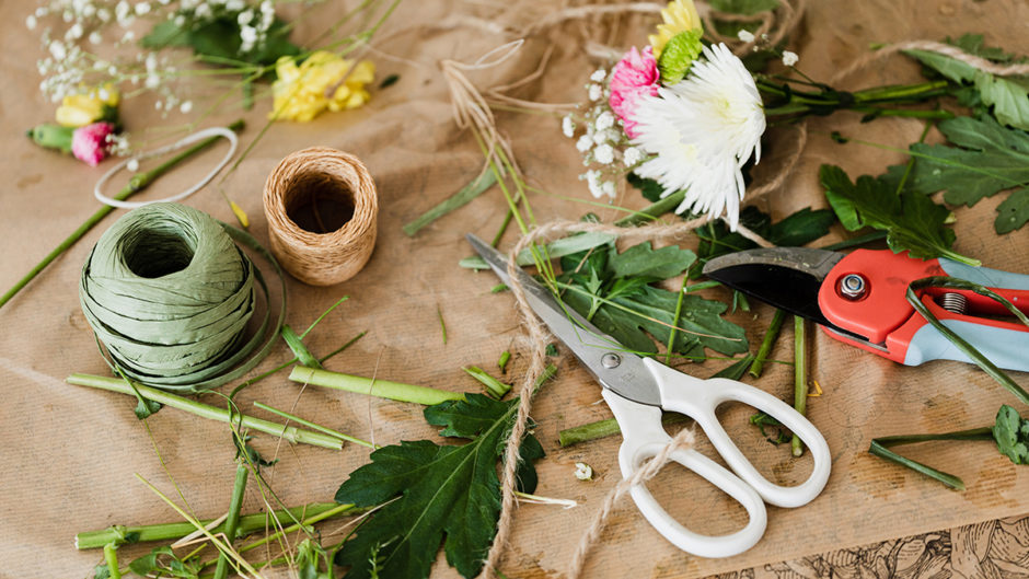 Local Artisan Florist Corner | 1800Flowers