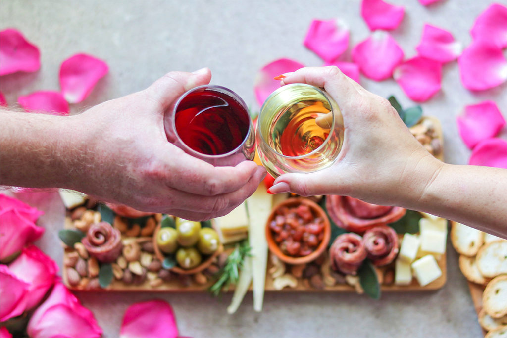 https://www.flowers.com/blog/wp content/uploads///wine and charcuterie board x