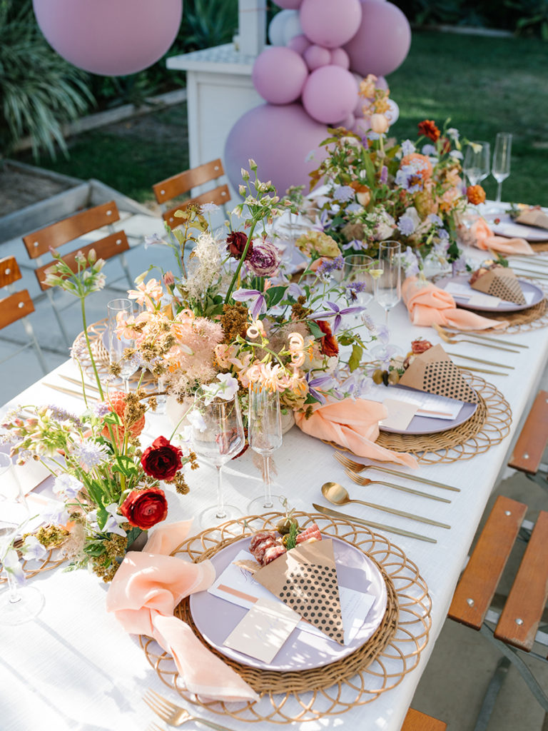 https://www.flowers.com/blog/wp content/uploads///bridal shower table vertical x