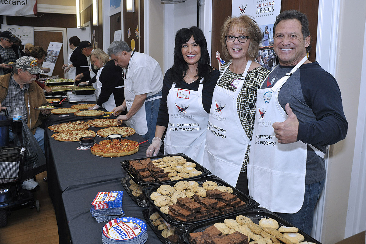 honoring veterans with volunteering at va hospital