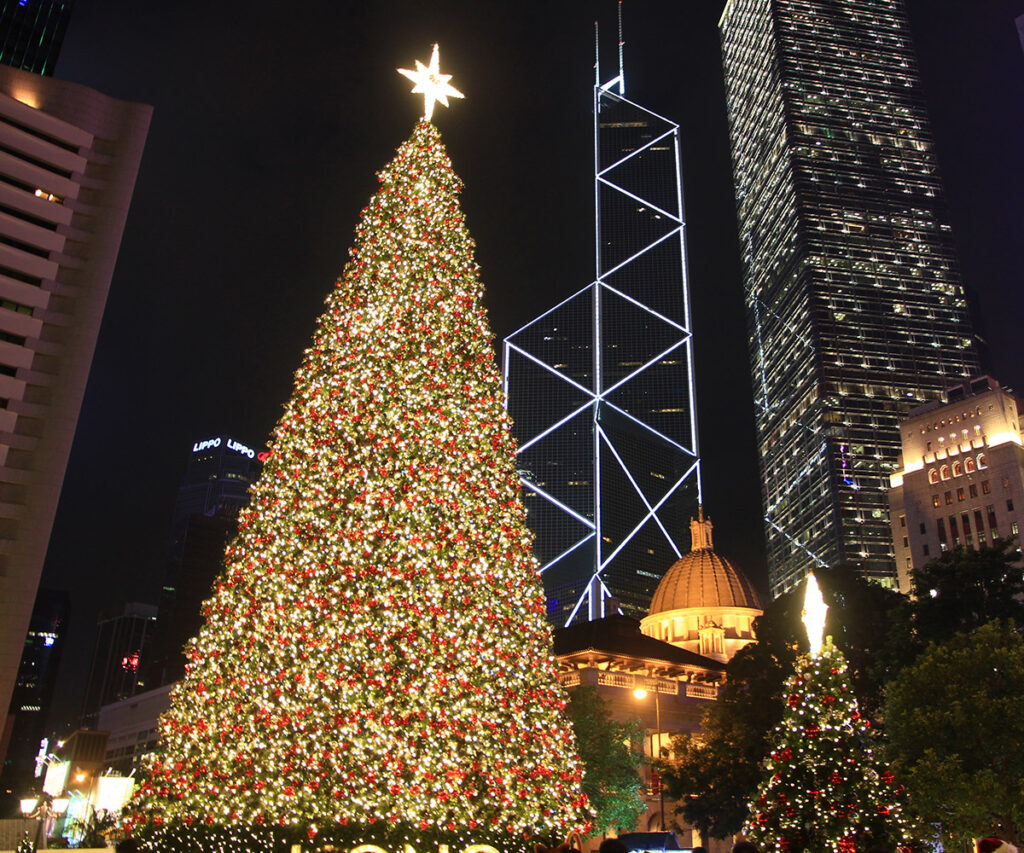 https://www.flowers.com/blog/wp content/uploads///christmas around the world hong kong x