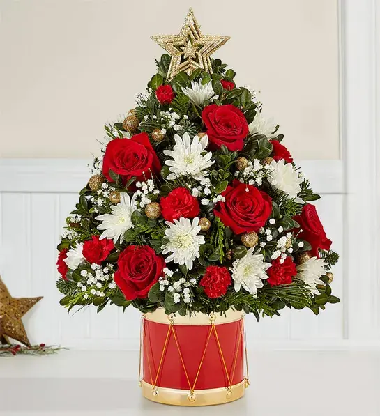 Top Trending Christmas Flowers and Wreaths for 2023 | Petal Talk