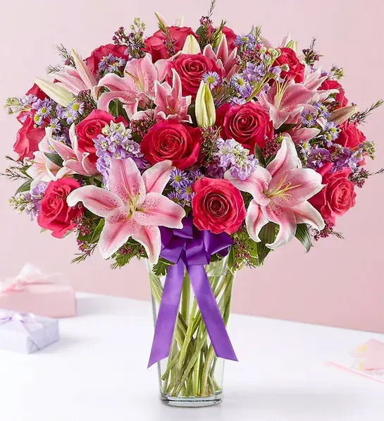 What to get your girlfriend for Valentine's Day? - SnapBlooms Blogs