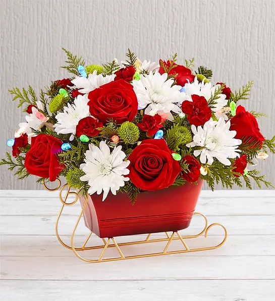 Top Trending Christmas Flowers and Wreaths for 2024